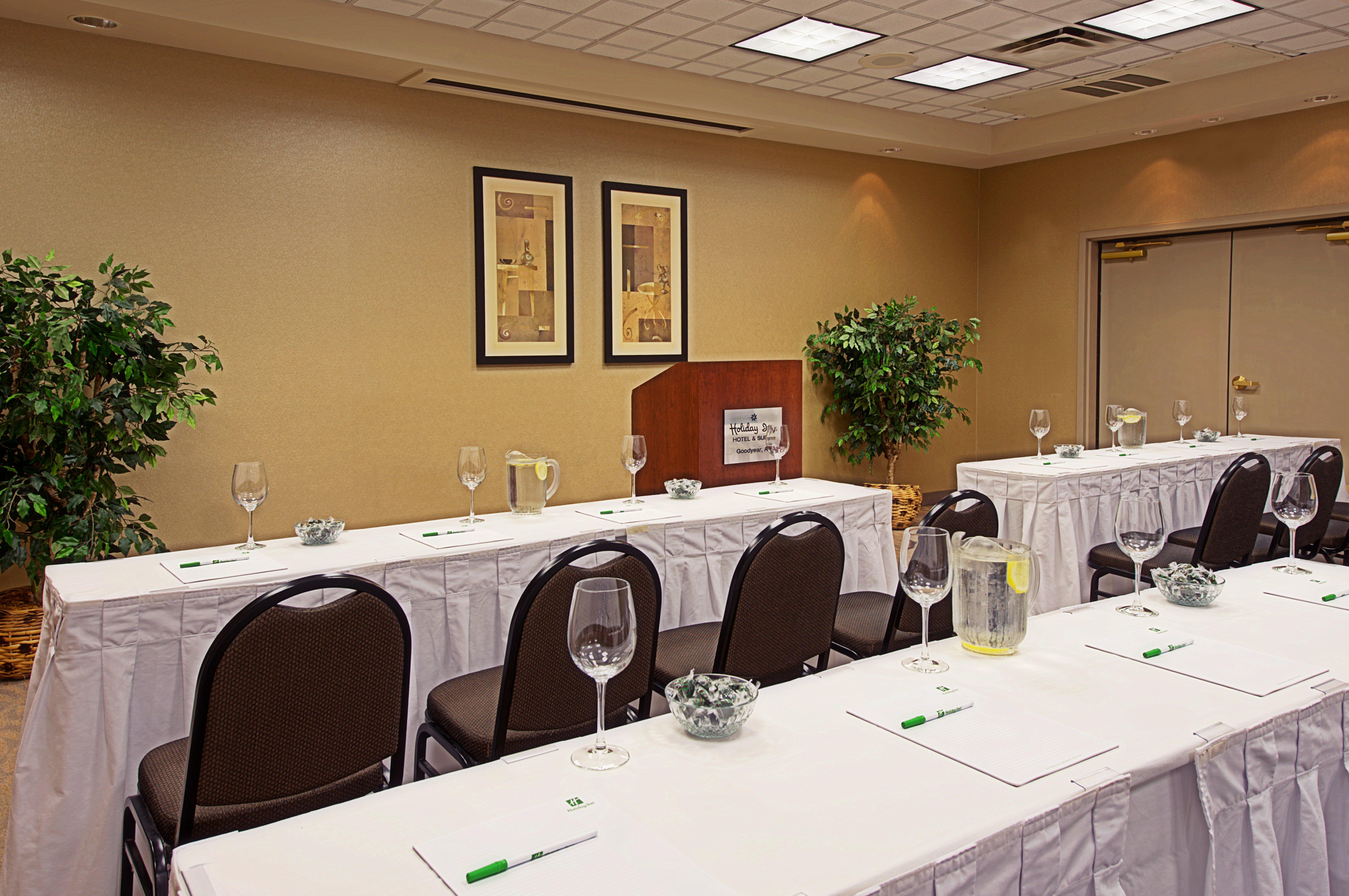 Holiday Inn & Suites Goodyear - West Phoenix Area By Ihg Εξωτερικό φωτογραφία
