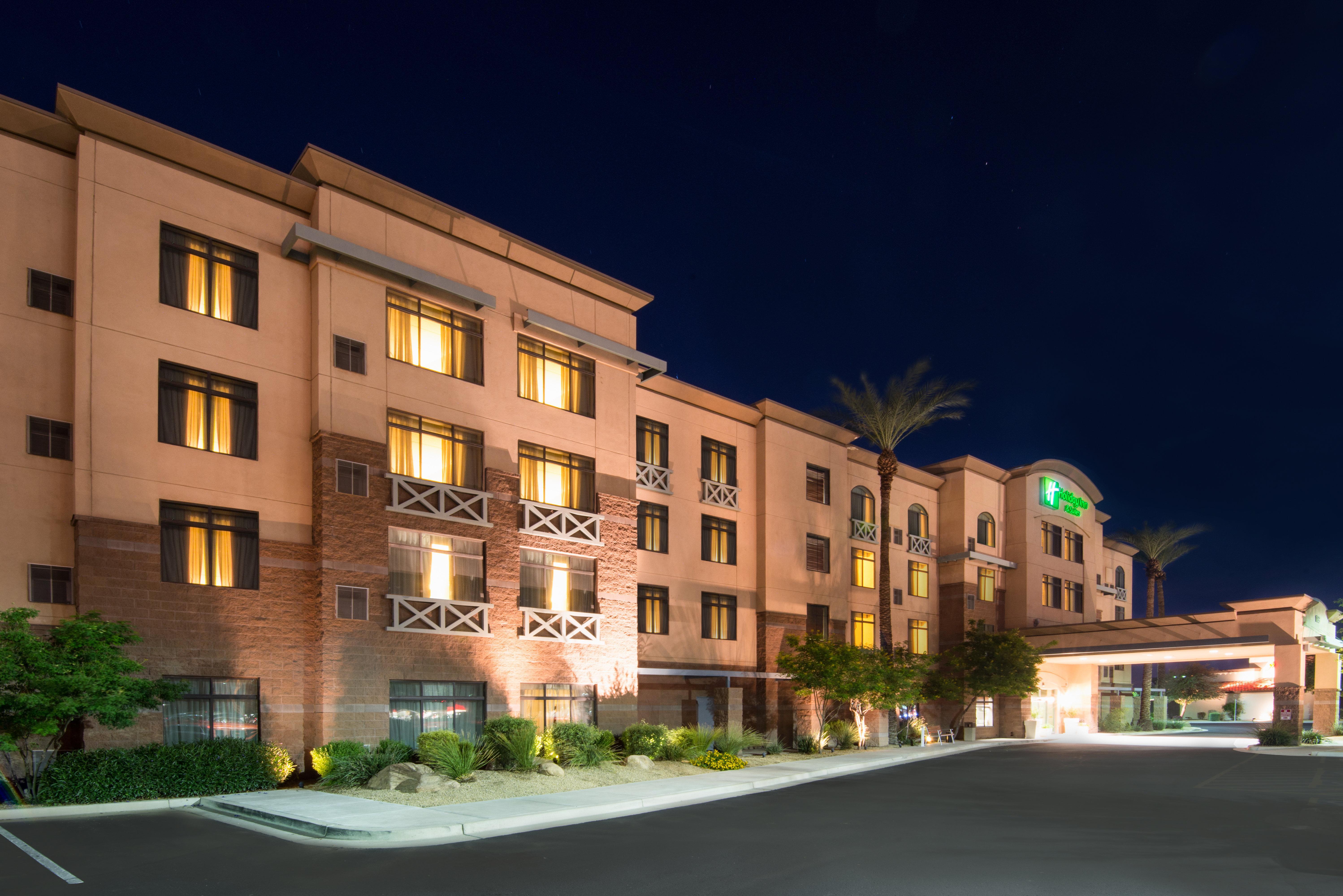 Holiday Inn & Suites Goodyear - West Phoenix Area By Ihg Εξωτερικό φωτογραφία