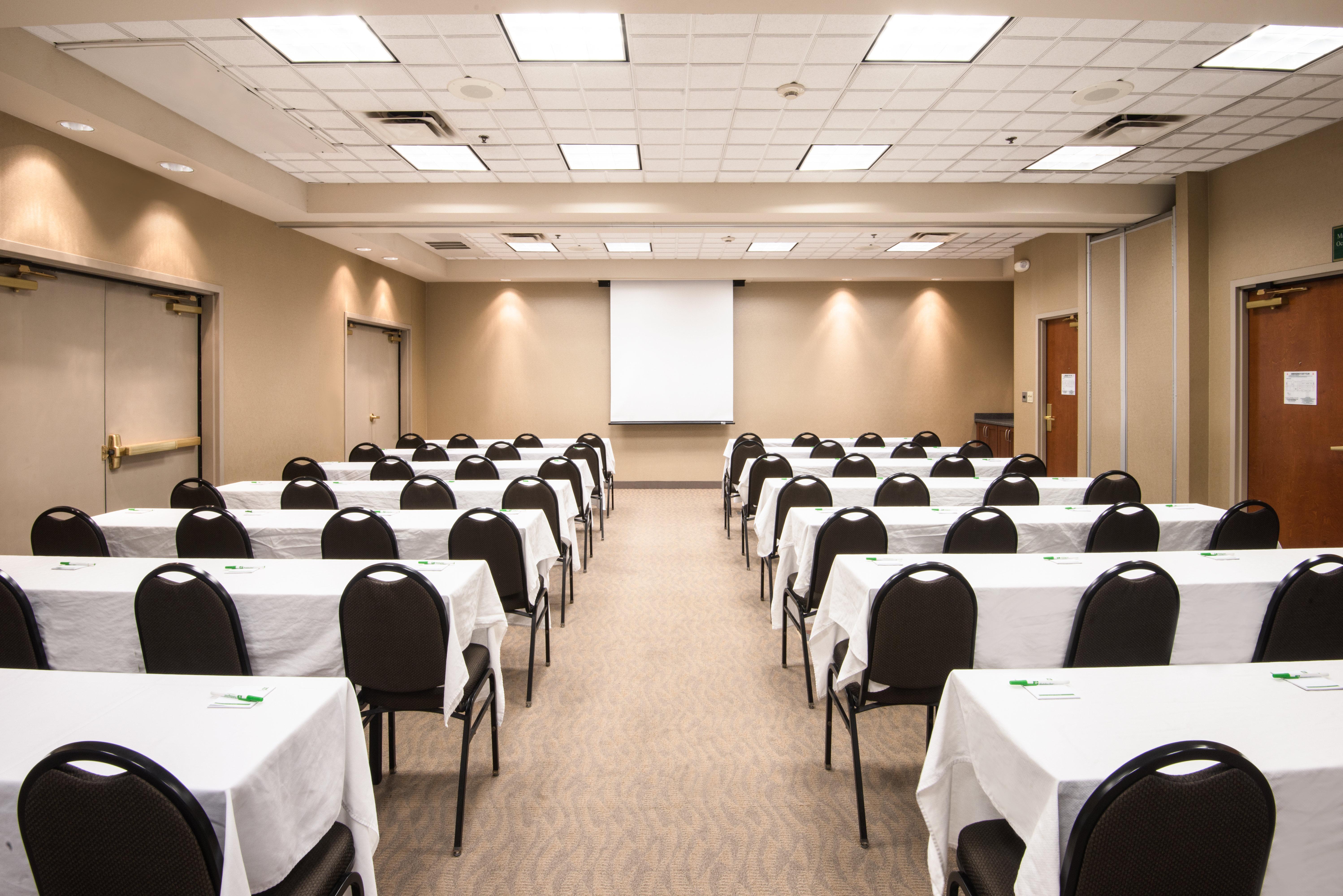 Holiday Inn & Suites Goodyear - West Phoenix Area By Ihg Εξωτερικό φωτογραφία